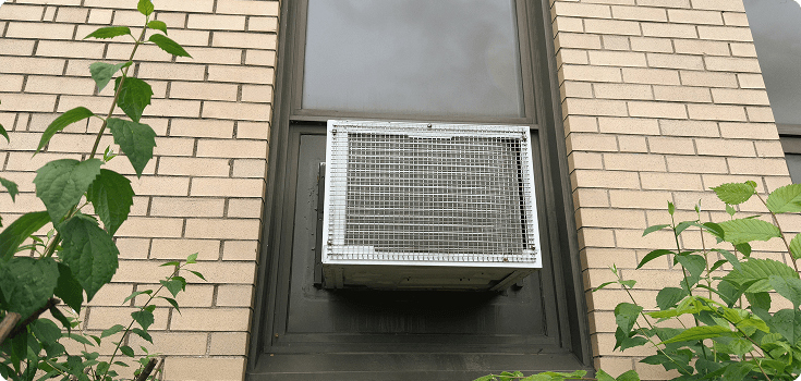 Installed window AC unit